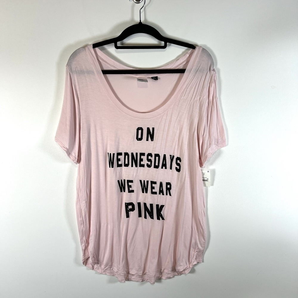 On Wednesdays We Wear Pink Mean Girls Movie Women's T-Shirt Size XL‎ NWT